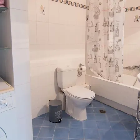 Artsy&Charming 70 M2 Flat- 300 Mtrs From The Beach Kalamáta Buitenkant foto