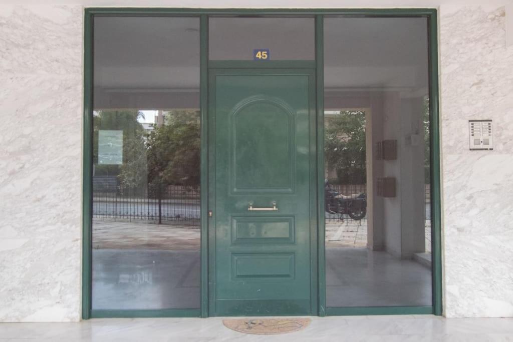 Apartment Artsy&charming 70 M2 Flat- 300 Mtrs From The